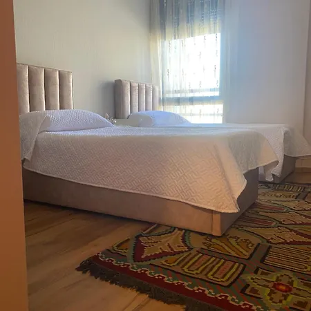 Klik Center * Тирана